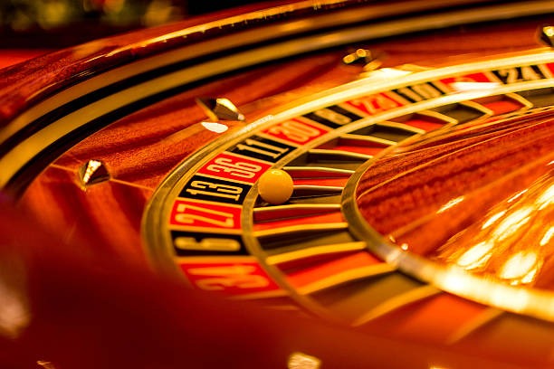 77rp Free Bet Blackjack live dealer table interface on mobile phone